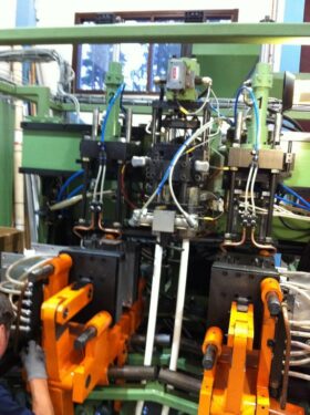 FINNPACK 2000-2-2 DOUBLE STATION BLOW MOLDING MACHINE