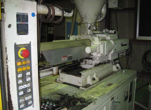 
								KAWAGUCHI KM140B Injection Molding Machine full									