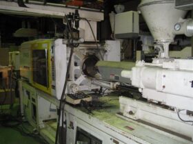KAWAGUCHI KM140B Injection Molding Machine